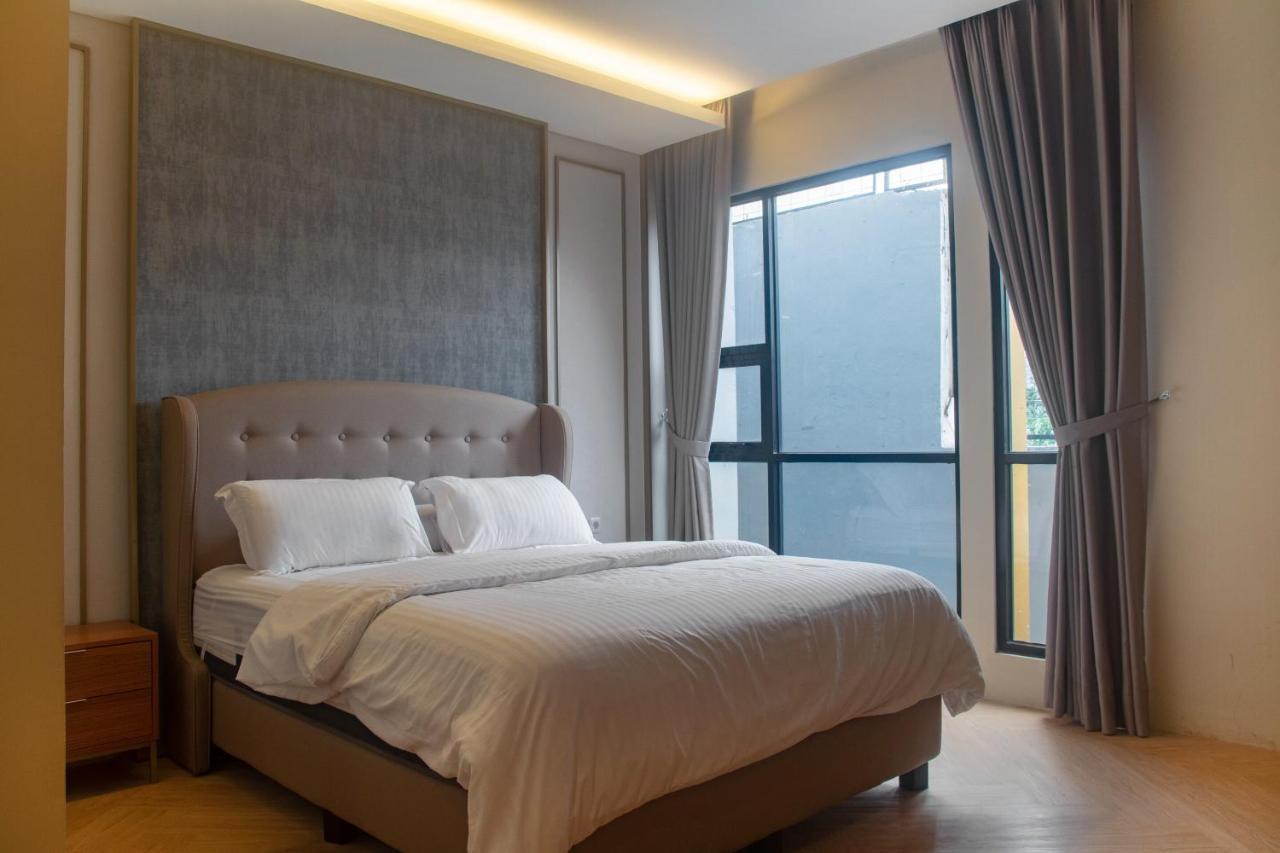 Adotel Jakarta Exterior foto