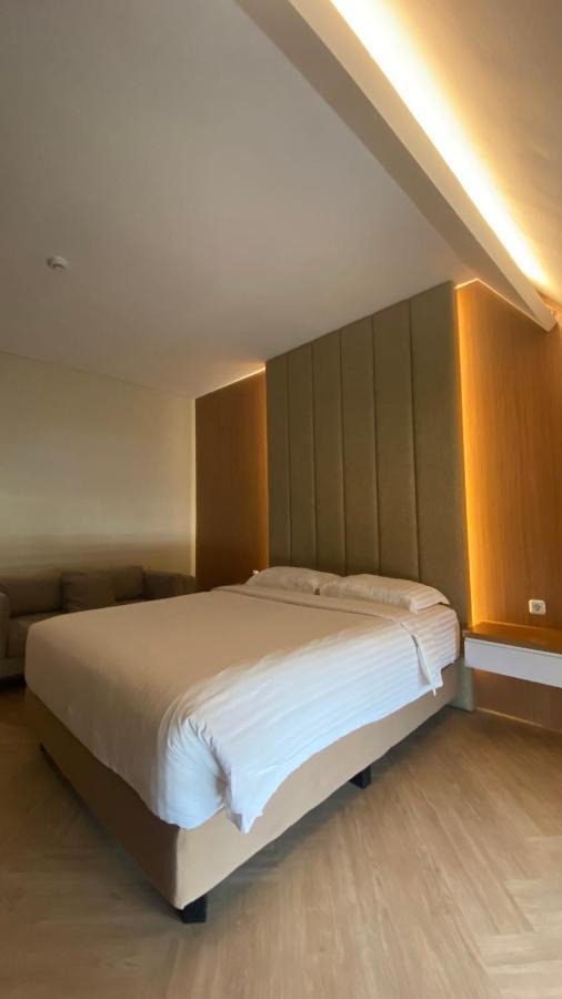 Adotel Jakarta Exterior foto
